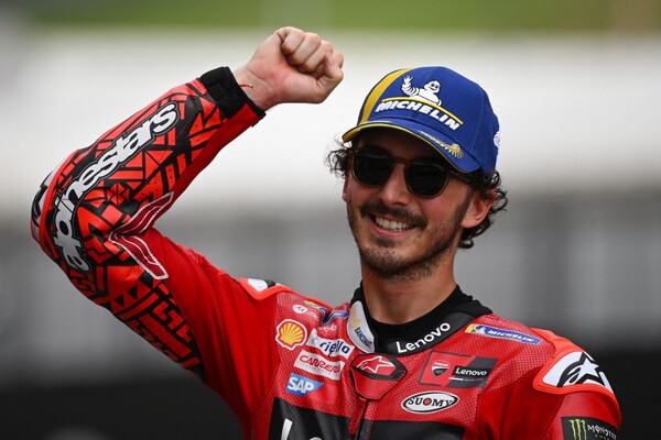 Diario HOY | Bagnaia brilla en casa al lograr la 'pole' y ganar el sprint