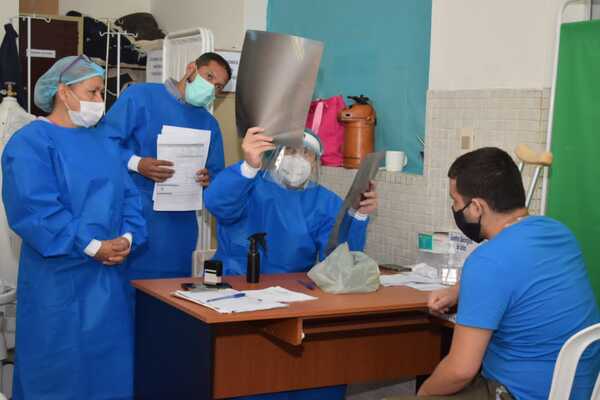 Un total de 90 pacientes son atendidos en dos días por el programa “Ñemyatyro Paraguay”, en Ayolas