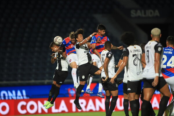 Diario HOY | Cerro Porteño y Tacuary se despiden con choque matinal