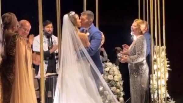 Jessi Torres se casó anoche y ya disfruta su luna de miel