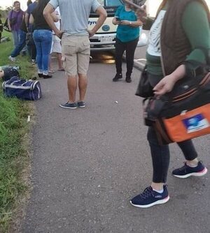 Una piedra voló hacia colectivo, mató a pasajera y dejó grave a chofer