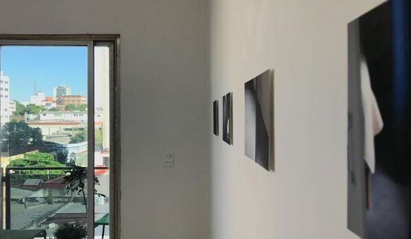 Diario HOY | Room Service International: Nuevo espacio de arte desde las alturas en Asunción