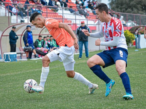 Tarde de triunfos en la Primera B - APF