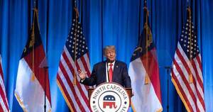 La Nación / Trump afirma que seguirá en la carrera hacia la Casa Blanca, aunque sea condenado