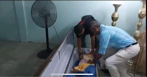 (VIDEO)¡Velaban a abuelita y resucitó!