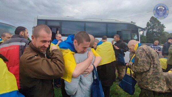 Rusia y Ucrania intercambian prisioneros de guerra