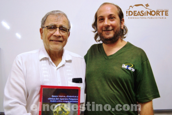 Con la urgencia de distribuir la teoría, el doctor Nívoli presentó su libro acerca del Aparato Psíquico en la sede de UNINORTE - El Nordestino