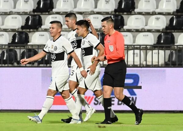 Olimpia 4-Resistencia 1: Última función del Apertura fue franjeada - Fútbol - ABC Color