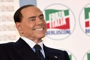 Silvio Berlusconi, polémico exprimer ministro italiano, muere a los 86 años - Mundo - ABC Color