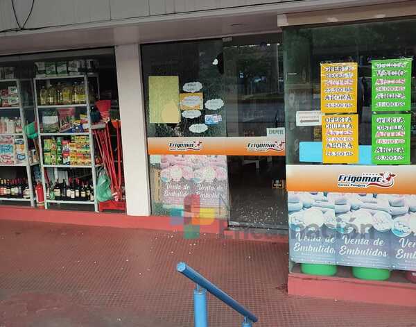 Delincuente roba en local comercial de Encarnación