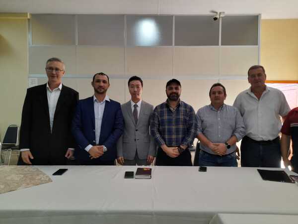 Coreanos interesados en invertir en la producción frutihortícola de Itapúa