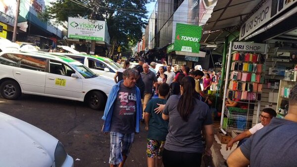 CDE: Comuna contratará abogado para dar seguimiento a denuncias de turistas