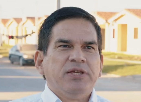 Baruja se hará cargo de la construcción de viviendas, anuncia Peña