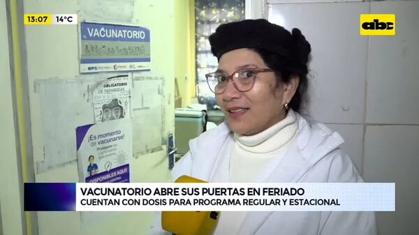 Video: Vacunatorio abre sus puertas en feriado - ABC Noticias - ABC Color