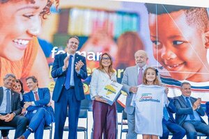 Brasil anuncia una nueva política pública de alfabetización - ADN Digital