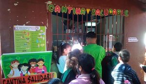 Controlan cantinas en escuelas de Franco  