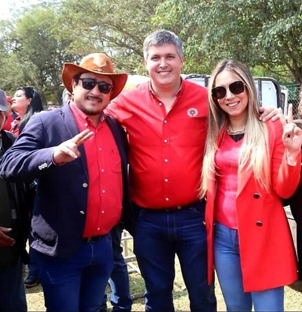 Intendente de Caapucú y concejales exponen alegatos sobre intervención - Política - ABC Color