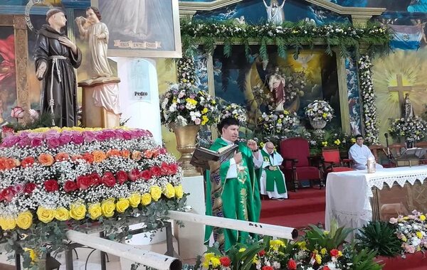 Celebran hoy el día de San Antonio con serenata, procesión y misas - Nacionales - ABC Color