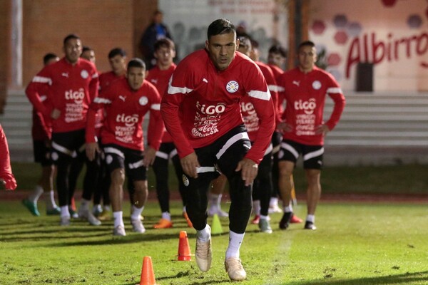 Albirroja inicio preparativos para amistoso internacional por fecha FIFA - .::Agencia IP::.