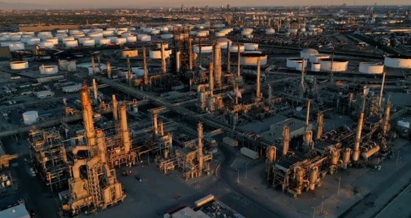 Los precios internacionales del petróleo cayeron 3 dólares por barril