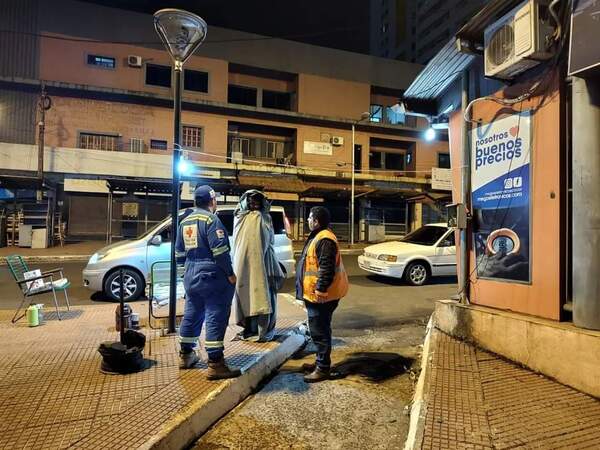 Ante bajas temperaturas, SEN inicia operativo para asistir a personas en situación de calle