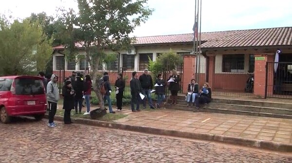 Colegio Nacional San Isidro llora la pérdida de estudiante asesinada