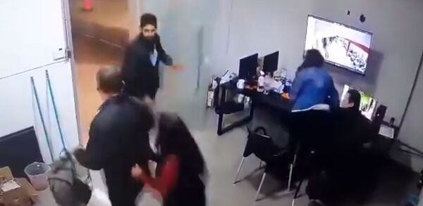 Diario HOY | VIDEO| Detienen a brasileño tras agredir a su pareja