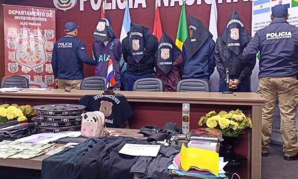 Hermano de Garrón lideraba otra gavilla criminal, cinco detenidos en serie de allanamientos en CDE y Franco