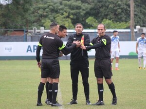Los jueces para el inicio de la fecha 12 - APF