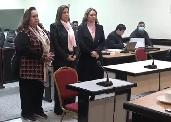 Juicio al clan Ferreira: diputadas resaltan poca transparencia en compra de insumos chinos - Nacionales - ABC Color