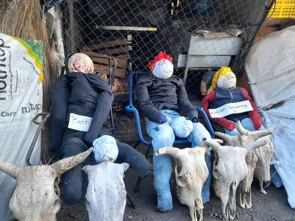 Director de Mercado 4 niega supuesta prohibición de venta de muñecos Judas Kái