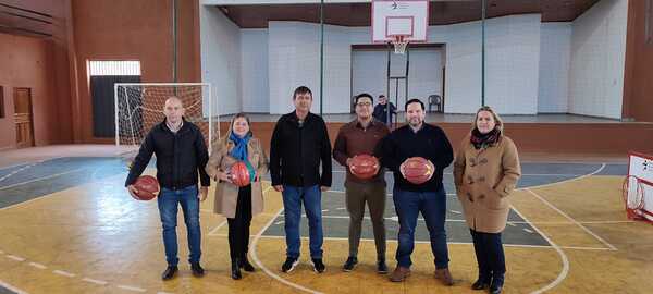 Gobierno Departamental entrega donaciones para Escuela Municipal de Basquetbol de Cambyretá