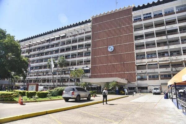 Derroche de combustible en IPS: prórrogas también demoran trabajo de la Contraloría, aseguran - Nacionales - ABC Color