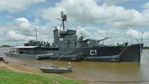 Destacan masiva concurrencia de la ciudadanía para conocer al cañonero Paraguay que llegó a San Pedro - .::RADIO NACIONAL::.