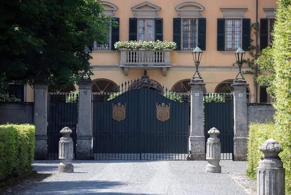 Berlusconi: así es el misterioso mausoleo que construyó para él y sus allegados - Mundo - ABC Color