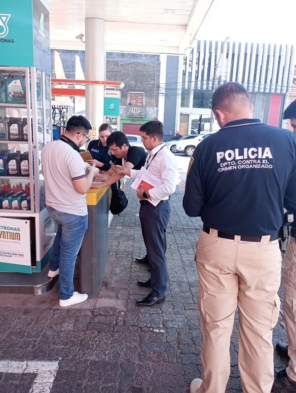 Prisión para funcionario de IPS por supuesto tráfico de influencias - trece