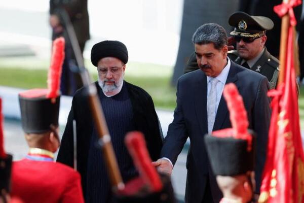 El presidente de Irán inició en Venezuela su primera gira por América Latina - ADN Digital