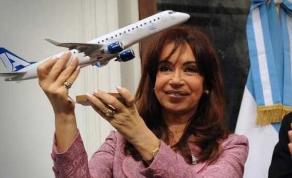 Diario HOY | Justicia argentina anula una causa contra Kirchner por uso irregular de aviones