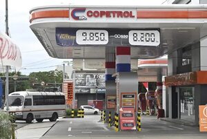 Conacom abre tercer sumario a emblema privado de combustible  - Economía - ABC Color