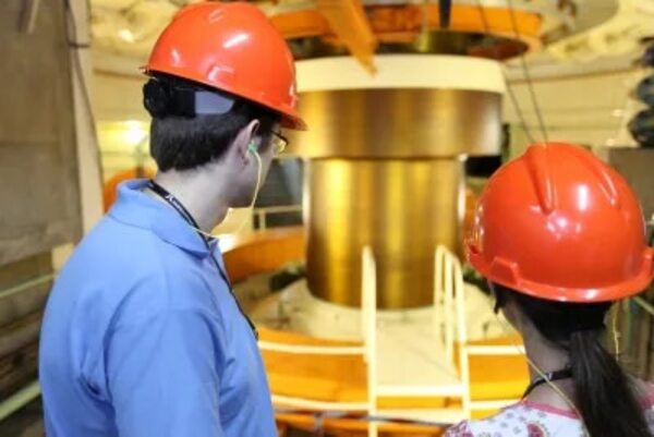Itaipú: también el Anexo A o estatuto debe revisarse sin pérdidas de tiempo - Economía - ABC Color