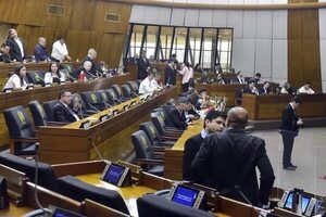 Cámara de Diputados analiza posible impacto al presupuesto por G. 1,8 billones - Política - ABC Color