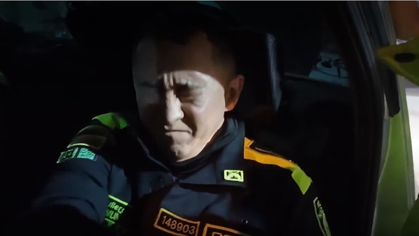 ¡Insólito! Dos policías comieron dinero y terminaron hospitalizados (video) » San Lorenzo PY