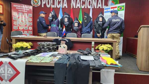 Atrapan a cinco presuntos miembros de una banda implicada en varios asaltos en CDE - La Clave