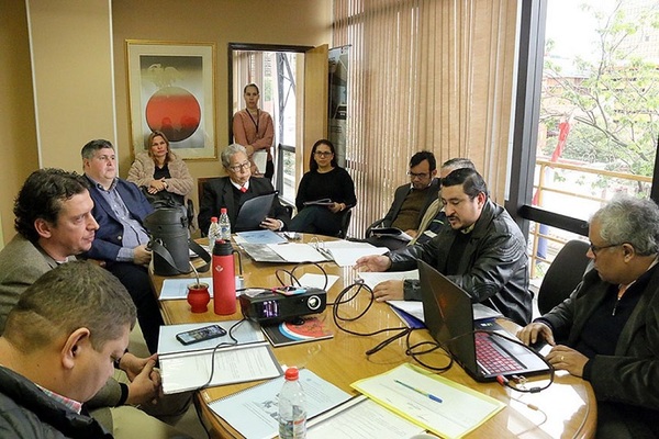 Concejales de Caapucú ratificaron su denuncia contra el intendente Gustavo Penayo