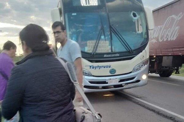 Falleció chofer que fue golpeado por piedra en colectivo | 1000 Noticias