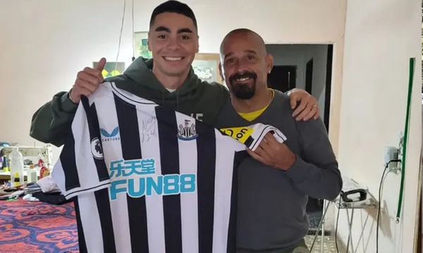 Miguel Almirón regaló su camiseta a un vecino que le había prestado un traje para la fiesta de 15 de su actual esposa - OviedoPress