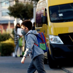 Chile: uso de tapabocas vuelve a ser obligatorio en colegios - Unicanal