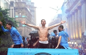 Grealish responde a mensaje en medio de maratón de fiesta - La Prensa Futbolera