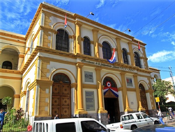 SET halla indicios de lavado de dinero y evasión fiscal en decena de empresas inmobiliarias · Radio Monumental 1080 AM