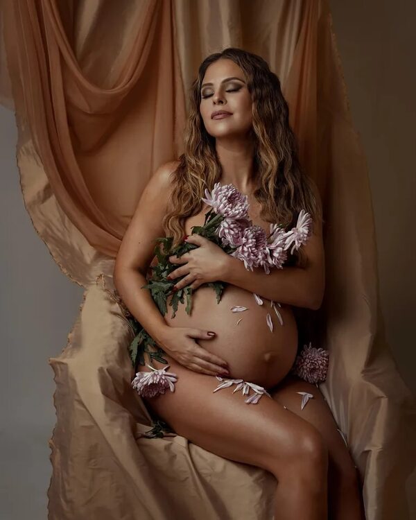 Andrea Quattrocchi fue protagonista de una bella sesión fotográfica a semanas de la llegada de Mauro - Gente - ABC Color